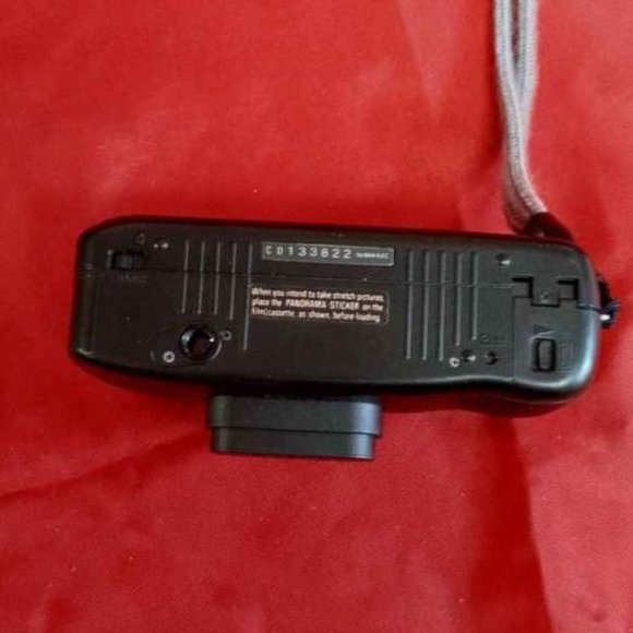 VINTAGE 1993 RICOH FF-20 WIDEZOOM CAMERA - Picture 5 of 6